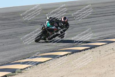 media/Oct-13-2025-Moto Forza (Mon) [[a66d839500]]/4-C Group/Session 2 (Bowl)/